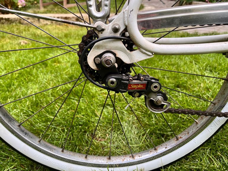 Used Peugeot PNSA 40 1972 Road & Gravel, White — image 5 of 8