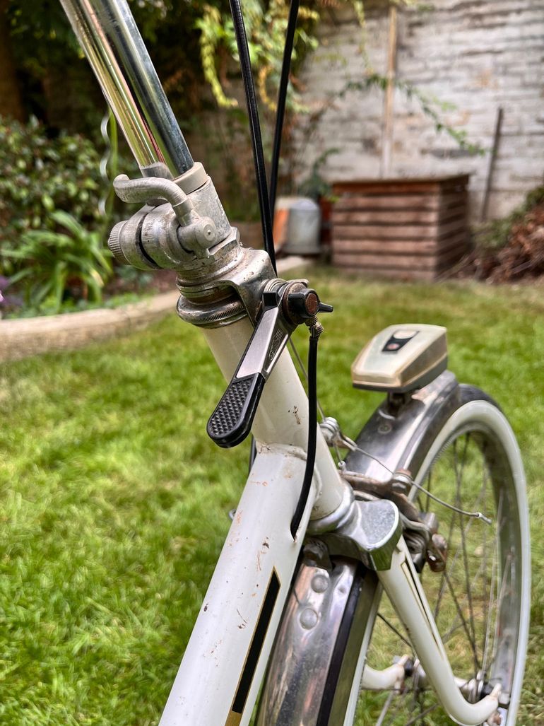 Used Peugeot PNSA 40 1972 Road & Gravel, White — image 8 of 8
