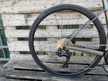 Brugt Giant Defy Advanced Pro 2 Di2 2023 2023 Road & Gravel — billede 3 af 6