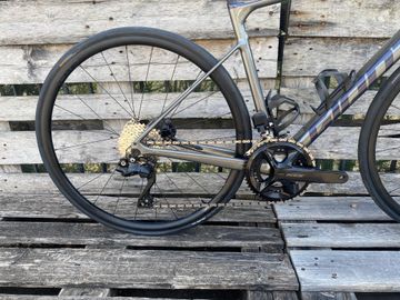 Brugt Giant Defy Advanced Pro 2 Di2 2023 2023 Road & Gravel — billede 2 af 6