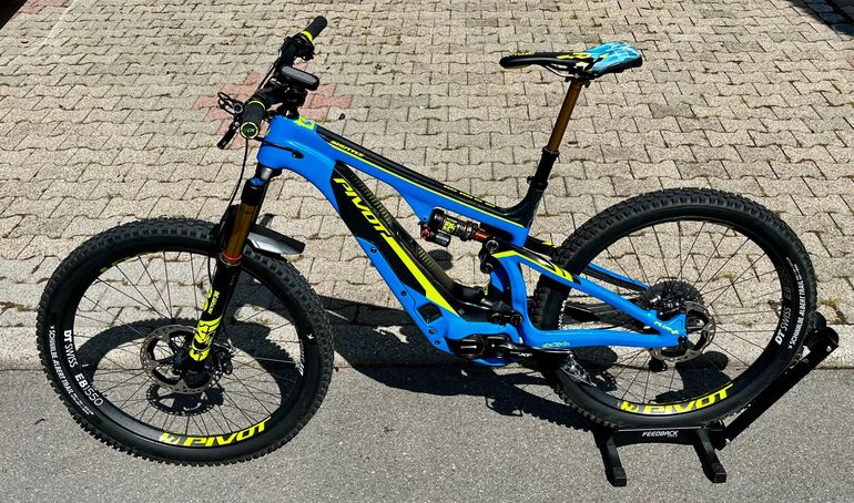 Pivot Shuttle 2018 2018 Mountainbike d'occasion — image 2 sur 12