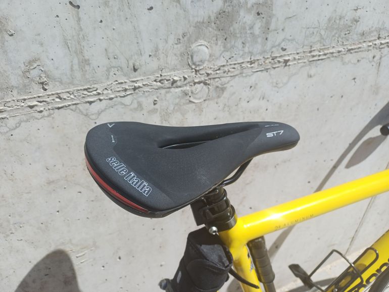 Used Cannondale 2.8 Aluminum 2020 Road & Gravel, White — image 6 of 9