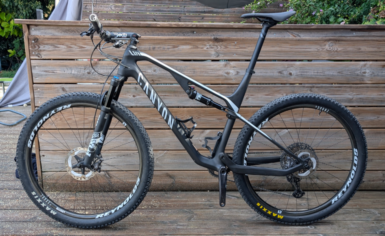 Bike Canyon Lux Cf Sl Canyon Lux CF 29 Inch Mountain Bike