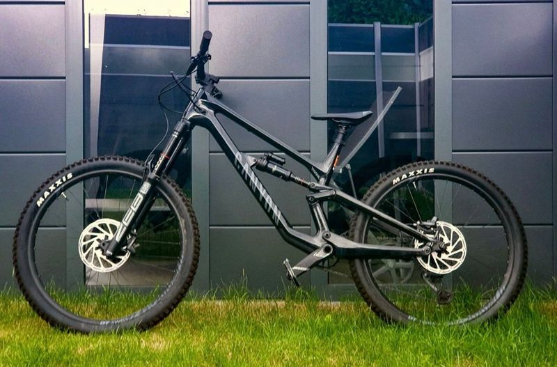 Canyon Torque 27.5 CF 7 2022 2022 Mountainbike d'occasion — image 1 sur 18