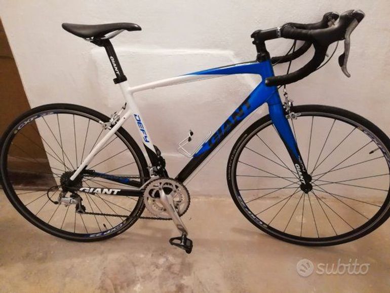 Giant Defy 6000 Aluxx Blue And White Giant Defy 6000 Aluxx Blue