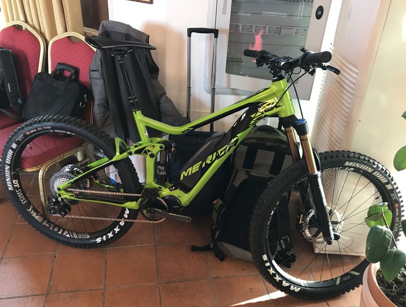 Used Merida eONE-SIXTY 900E 2017 2017 Mountainbike, Green, 27.5 — image 1 of 4
