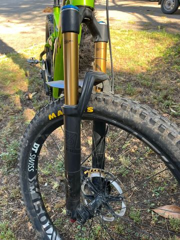 Used Merida eONE-SIXTY 900E 2017 2017 Mountainbike, Green, 27.5 — image 3 of 4