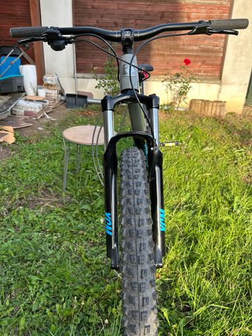 Used Marin San Quentin 1 2023 2023 Mountainbike, Black, 27.5 — image 3 of 6
