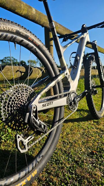 Used Scott Spark SRAM X0 Eagle AXS (T-Type) 2025 Mountainbike, Light Gray — image 3 of 5