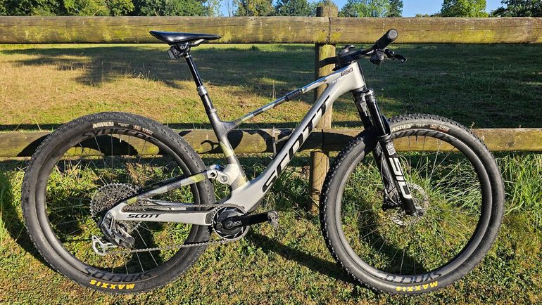 Used Scott Spark SRAM X0 Eagle AXS (T-Type) 2025 Mountainbike, Light Gray — image 1 of 5