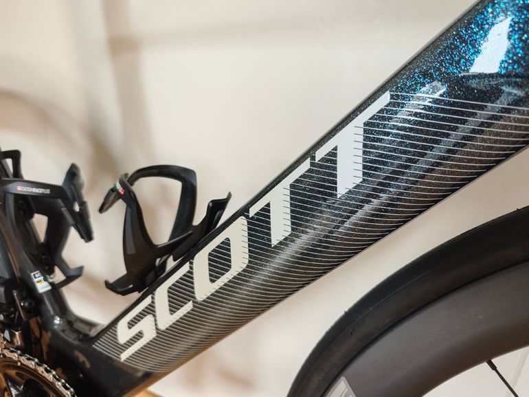 Used Scott Foil RC Pro 2023 2023 Road & Gravel, Blue — image 5 of 19