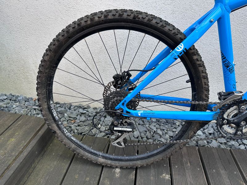 Used Commencal Premier HD4 2012 Mountainbike, Blue — image 6 of 11