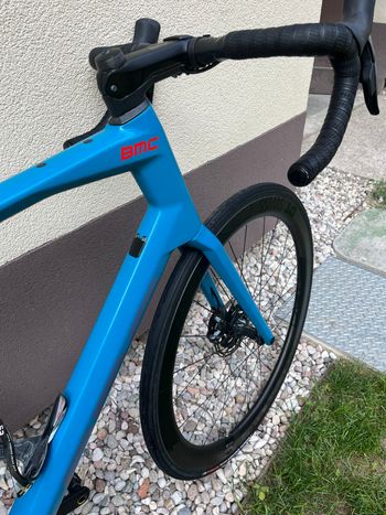 Used BMC Roadmachine 01 THREE 2020 2020 Road & Gravel — image 4 of 4