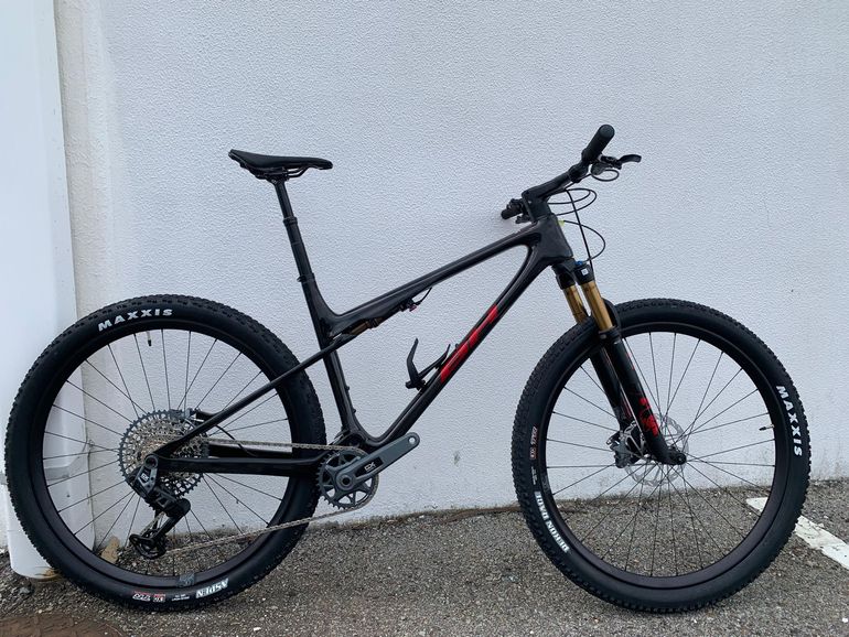 Bh LYNX SLS 9.0 2025