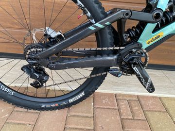 Used Canyon Sender SRAM GX DH 2024 Mountainbike, Green — image 3 of 10