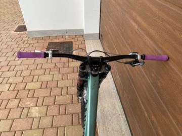 Used Canyon Sender SRAM GX DH 2024 Mountainbike, Green — image 10 of 10