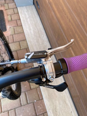 Used Canyon Sender SRAM GX DH 2024 Mountainbike, Green — image 7 of 10