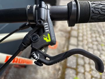 Used Propain Hugene SRAM X01 Eagle AXS 2023 Mountainbike, Orange, 29 — image 4 of 13