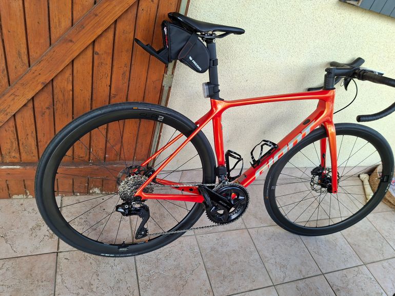 Giant TCR ADVANCED 1 DISC KOM【2024年購入】 Giant TCR ADVANCED 1