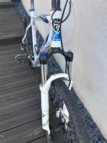 Used Lapierre Tecnic 700 2011 Mountainbike, White — image 6 of 15