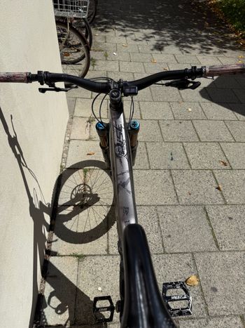 Used Orbea H15 2022 Mountainbike, Black — image 3 of 10