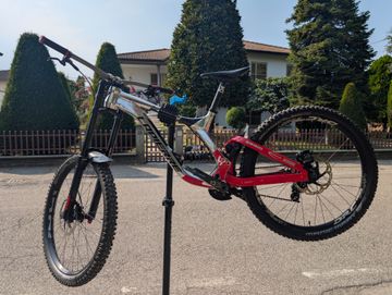 Used Lapierre DH World Cup | 2018 2018 Mountainbike, Light Gray — image 1 of 10