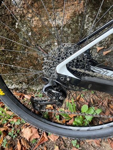 Gebrauchtes Specialized Stumpjumper SRAM GX 2015 Mountainbike, Schwarz, 29 — Bild 4 von 10