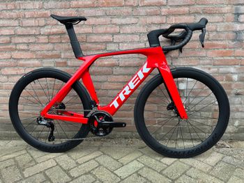 Used Trek Trek Madone SLR 2024 Road & Gravel, Red — image 2 of 4