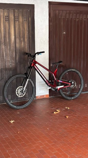Norco Range Shimano Deore XT 2024 Mountainbike d'occasion — image 4 sur 12