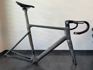 Used Polygon Helios A9X 2024 Frameset 2024 Road & Gravel, Black — image 3 of 3