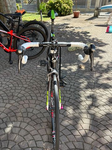 Used Cannondale CAAD 10 105 2014 Road & Gravel, Black — image 4 of 11