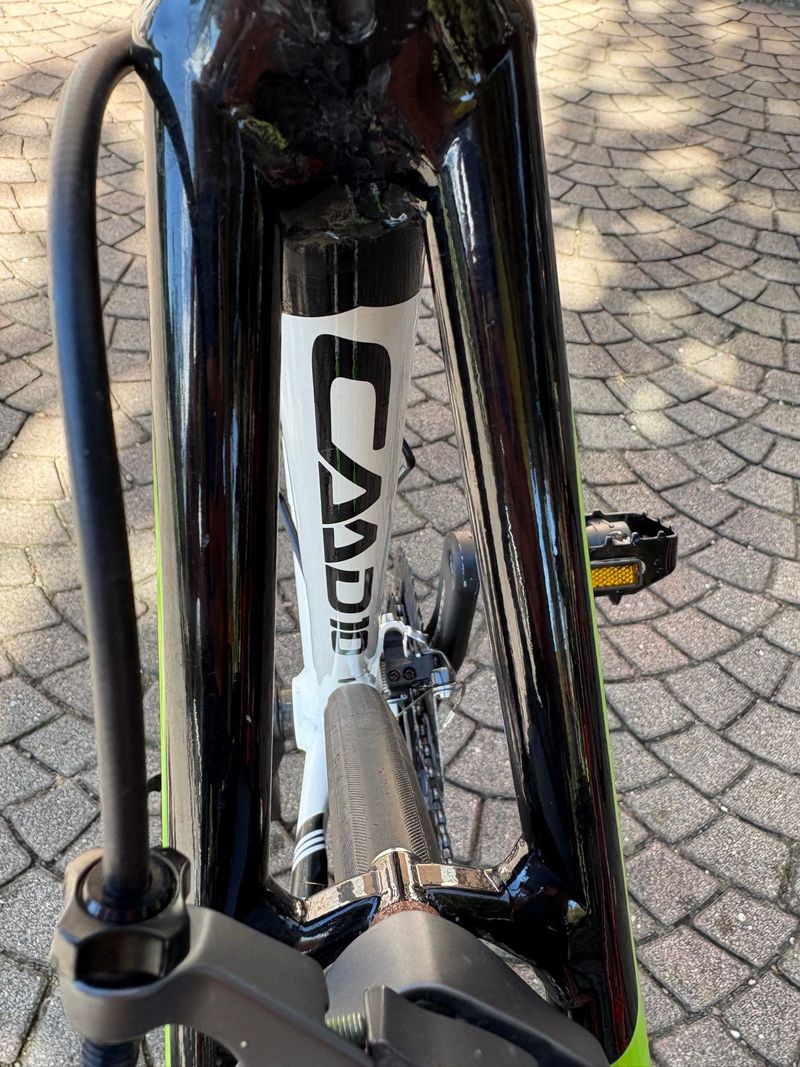 Used Cannondale CAAD 10 105 2014 Road & Gravel, Black — image 6 of 11