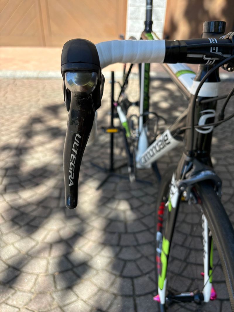 Used Cannondale CAAD 10 105 2014 Road & Gravel, Black — image 9 of 11