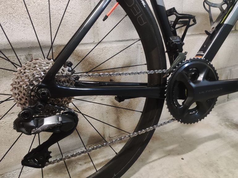 Used Cannondale SuperSix EVO Carbon Disc Ultegra Di2 2022 2022 Road & Gravel, Black — image 9 of 10