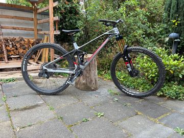 Brugt Mondraker Superfoxy Carbon RR 2021 2021 MTB