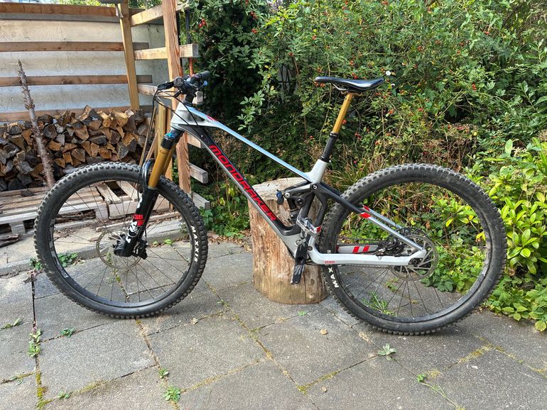 Mondraker Superfoxy Carbon RR 2021 2021