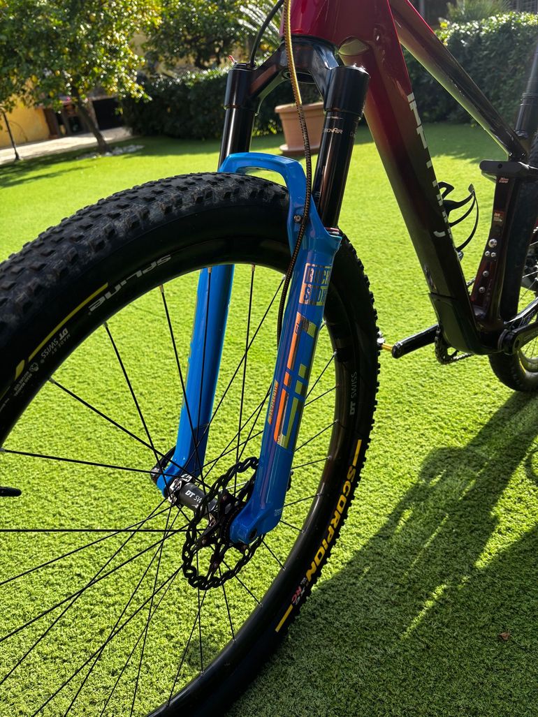 Used Lee Cougan Innova 2022 Mountainbike, Red, 29 — image 5 of 7