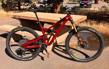 YT Industries Jeffsy 2021 Mountainbike d'occasion — image 4 sur 18
