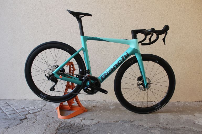 Bianchi ARIA ultegra di2 2024 12s 57サイズ Bianchi ARIA ultegra di2 2024 12s 57サイズ Bianchi ARIA ultegra