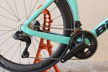 Brugt Bianchi Oltre Comp Ultegra Di2 2023 2023 Road & Gravel — billede 2 af 6