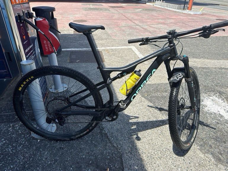 Used Orbea OIZ H20 2021 2021 Mountainbike, Black, 29 — image 6 of 13