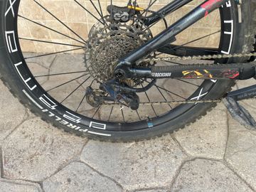 Używany Giant Reign E+ 2, 2022 2022 Mountainbike — zdjęcie 4 z 12