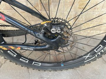 Używany Giant Reign E+ 2, 2022 2022 Mountainbike — zdjęcie 7 z 12