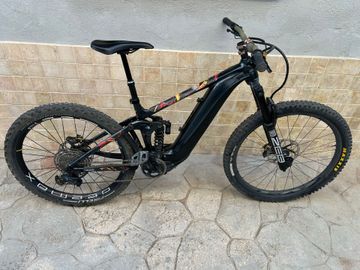 Używany Giant Reign E+ 2, 2022 2022 Mountainbike — zdjęcie 10 z 12