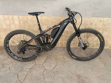 Używany Giant Reign E+ 2, 2022 2022 Mountainbike — zdjęcie 2 z 12
