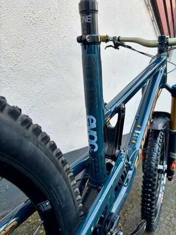 Used Santa Cruz Nomad Shimano XTR 2018 Mountainbike, Blue — image 25 of 26