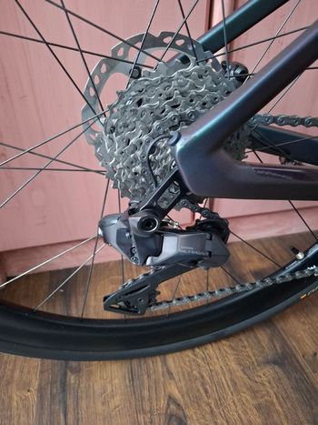 Used Rose Reveal Plus Ultegra Di2 2024 2024 Road & Gravel — image 13 of 14