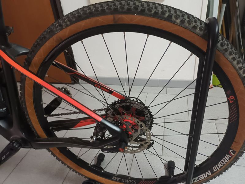 Gebrauchtes CUBE REACTION GTC SLT 2017 2017 Mountainbike, Rot, 29, 27.5 — Bild 12 von 13