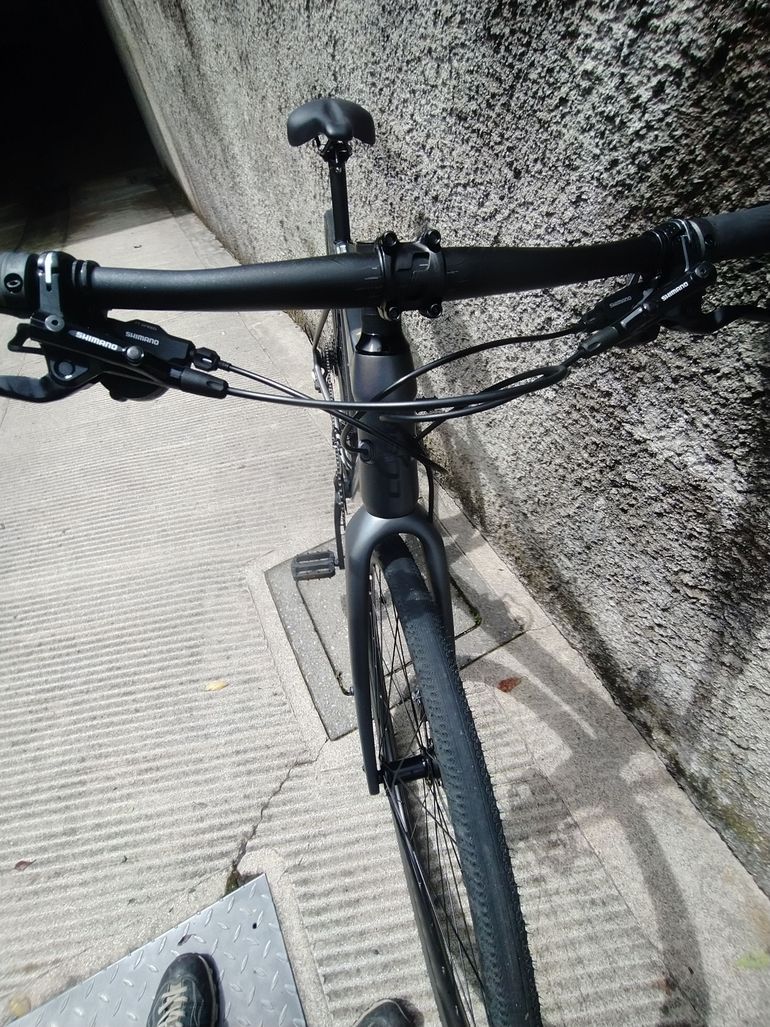 Used CUBE NULANE C:62 SLT 2024 2024 Road & Gravel, Hellgrau — image 2 of 3