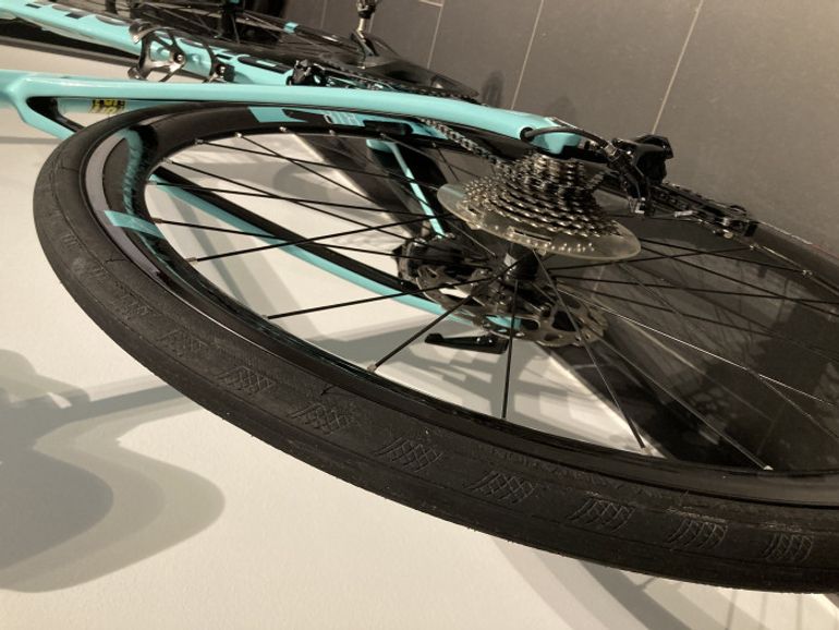 Used Bianchi Aria 105 2021 Road & Gravel, Black — image 4 of 8